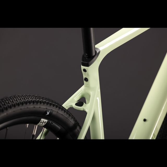 CUBE Nuroad Race 2027 gravel-pyörä